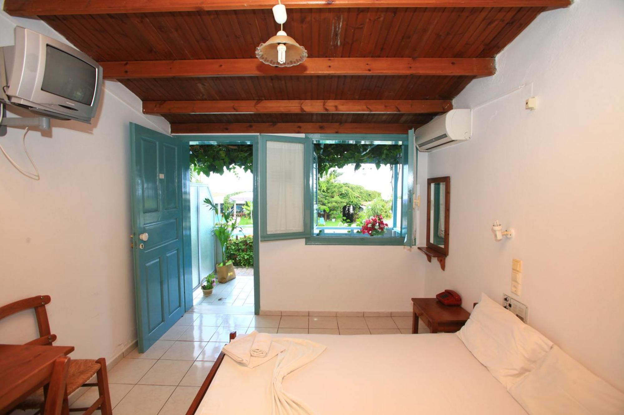 Anatoli Apartments Hersonissos  Bilik gambar